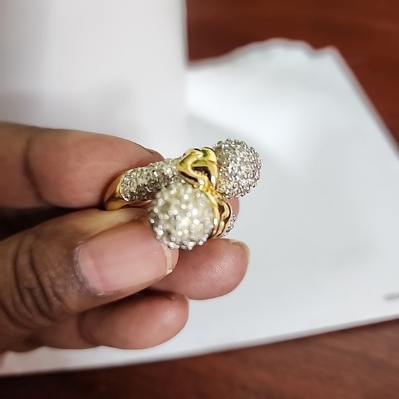 Ivana Trump  Gold & Silver Twist Ring Size 7 Fashion Jewelry - Picture 4 of 6